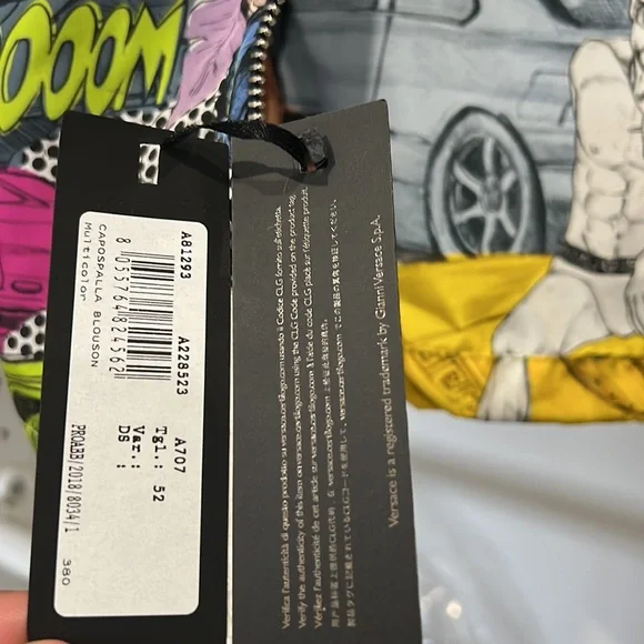 Versace - Picture 2 of 3